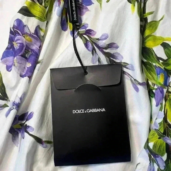 NEVER WORN! Brand new Dolce & Gabbana full skirt with flower prints! So cute! - Picture 7 of 8